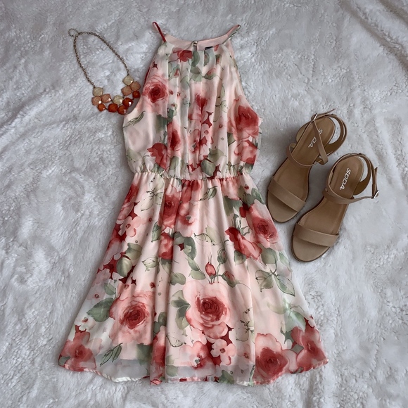 Windsor Dresses & Skirts - Windsor Floral Dress